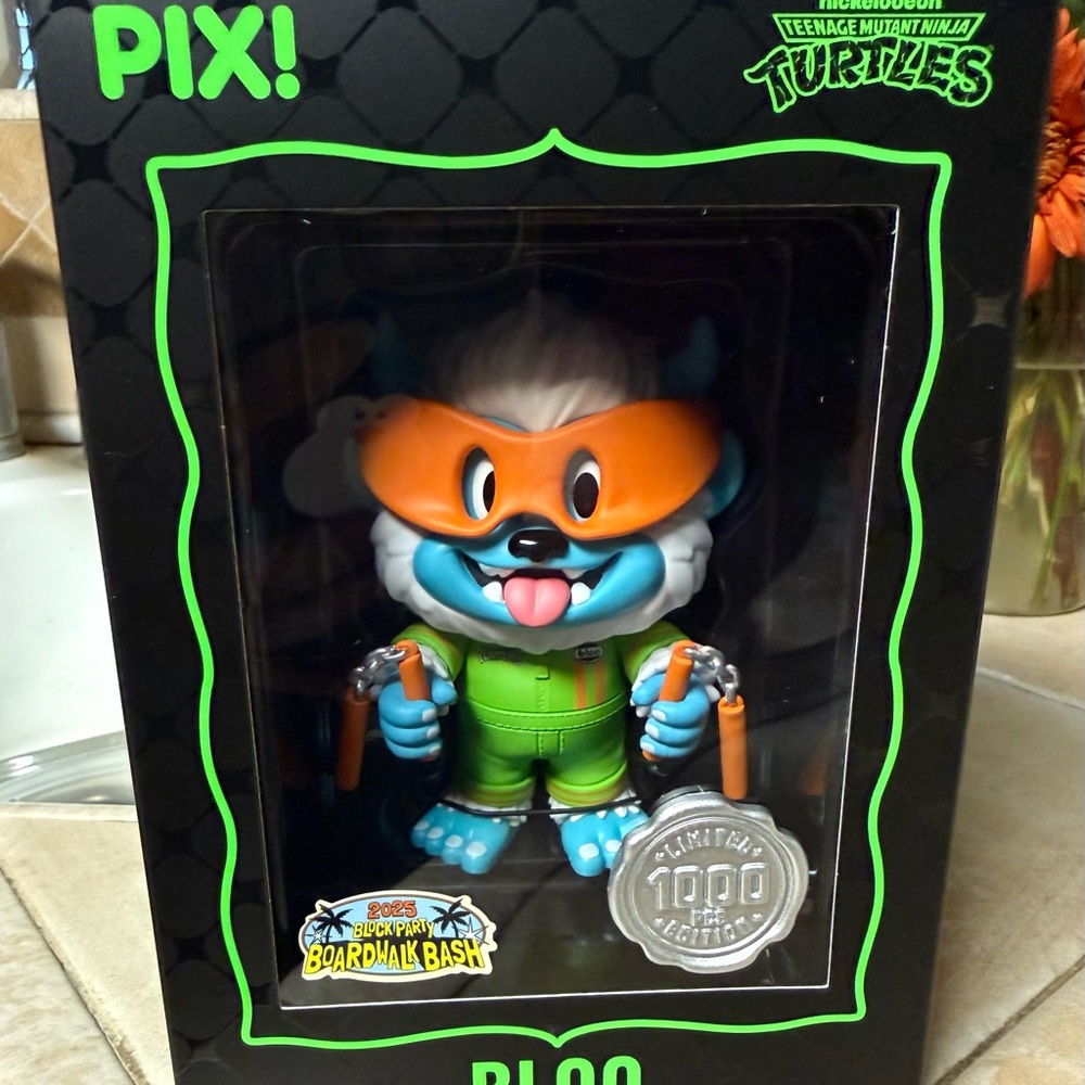 Thrilljoy Bloo as Michelangelo Pix 1000 piece